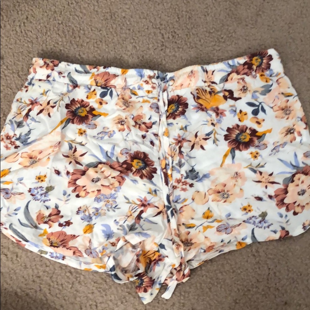 Kendall & Kylie summer shorts